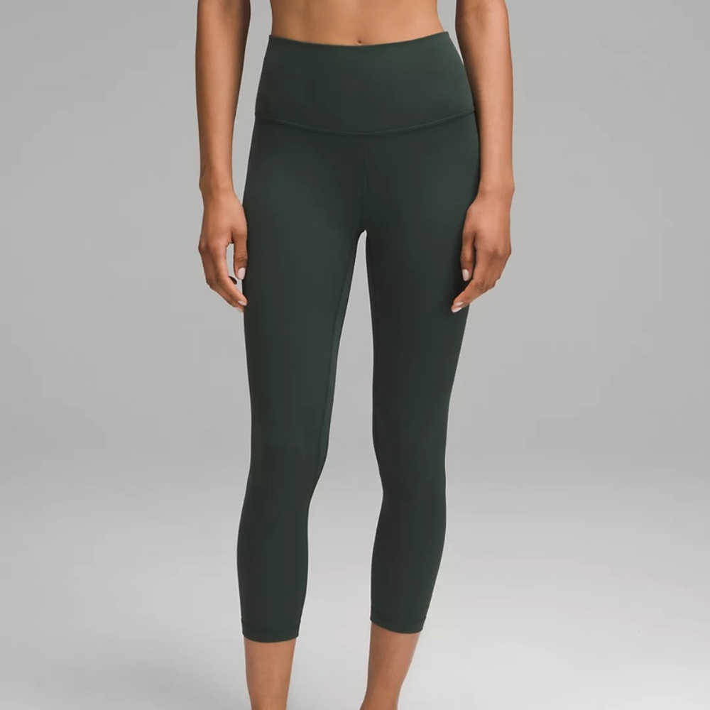 Lululemon cropped Align leggings